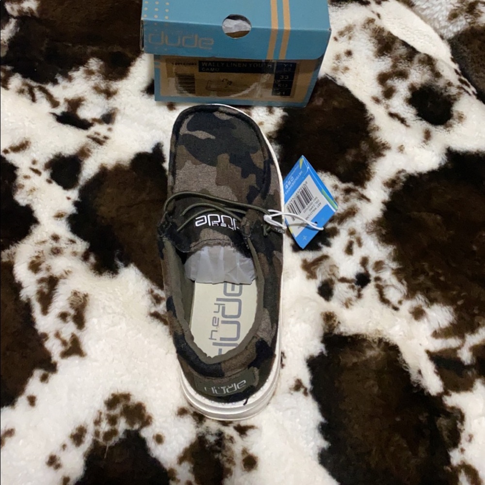 Brand New Youth size 1 Heydudes Camo